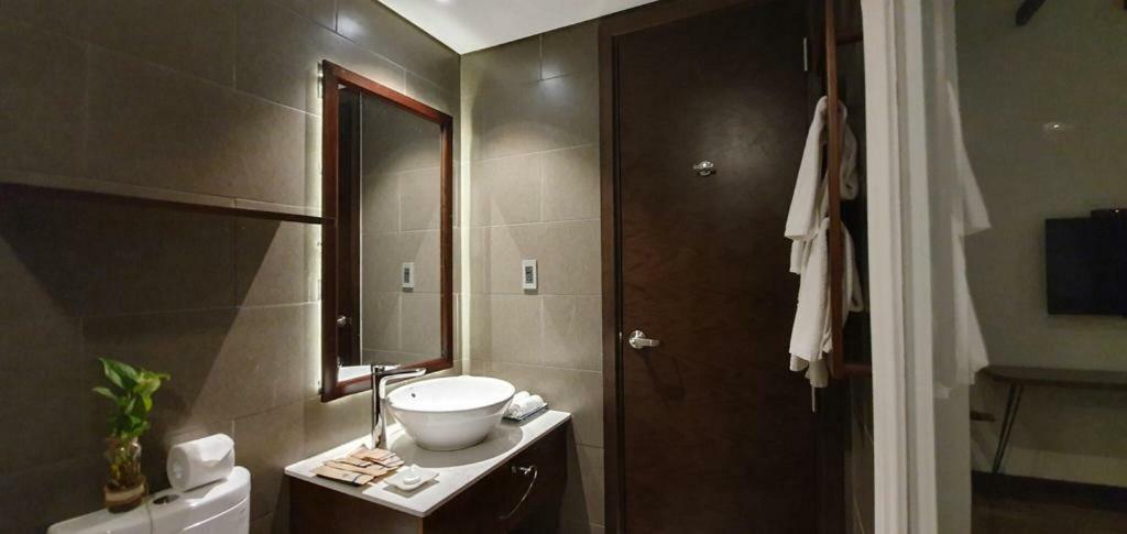 The Fish Village Aparthotel 3*