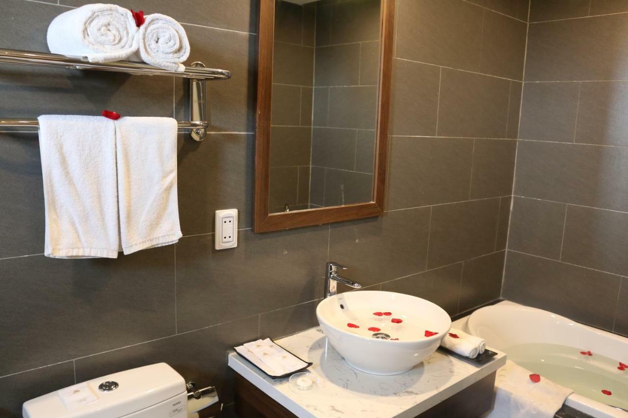 The Fish Village Aparthotel 3*