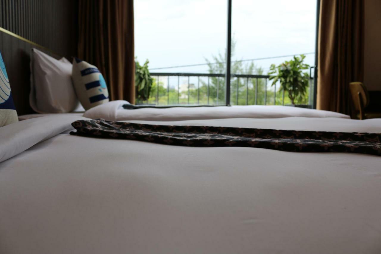 The Fish Village 3*